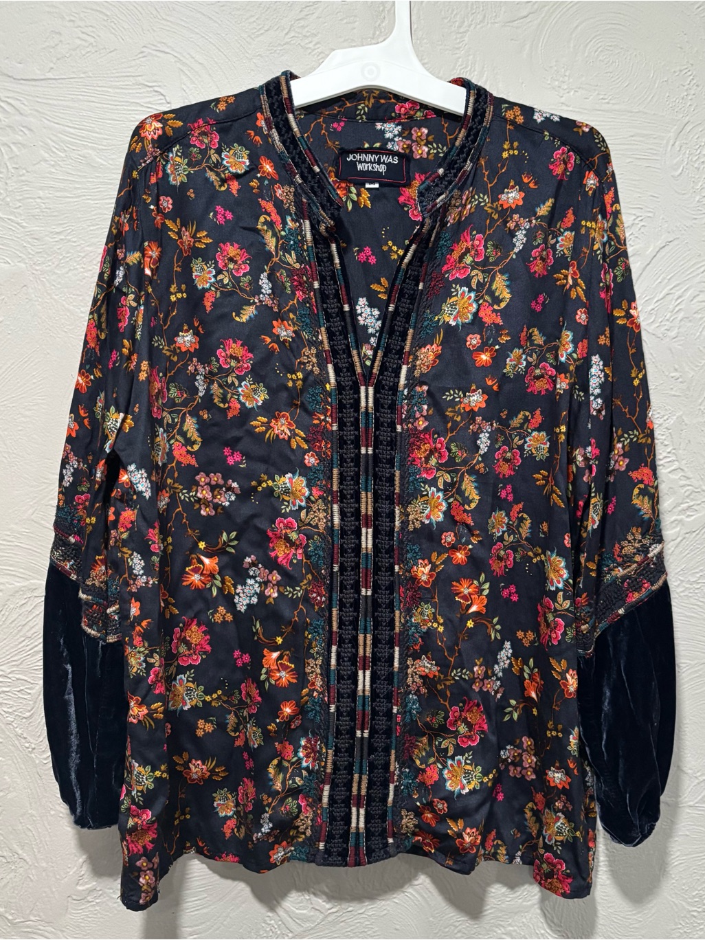 Johnny Was Workshop Blouse Floral Velvet Mix Paris Size Medium